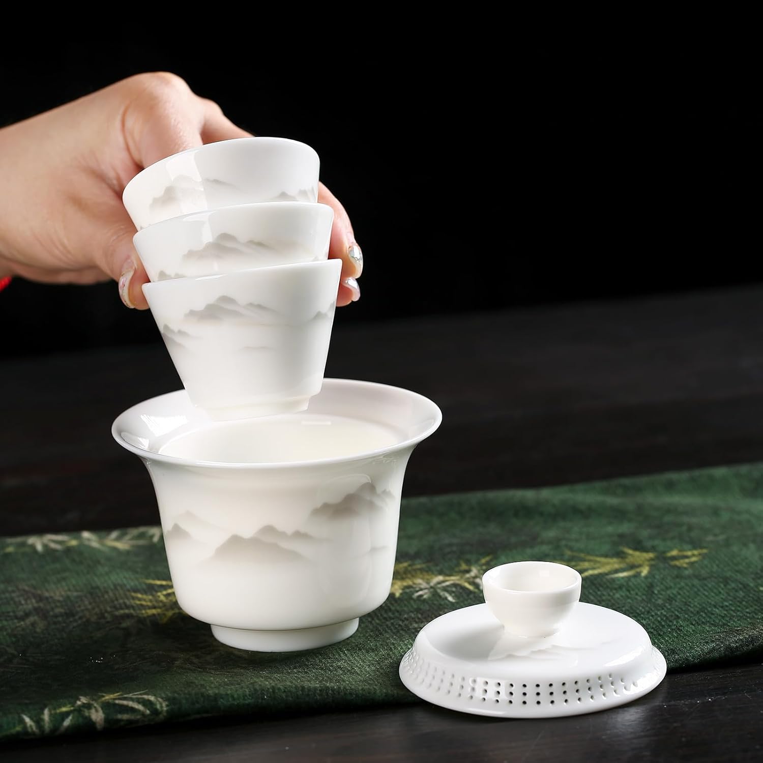 【Portable Mountain & River Gaiwan Tea Set】Gaiwan with 4 Cups, Traditional Chinese Design with Brocade Carrying Case